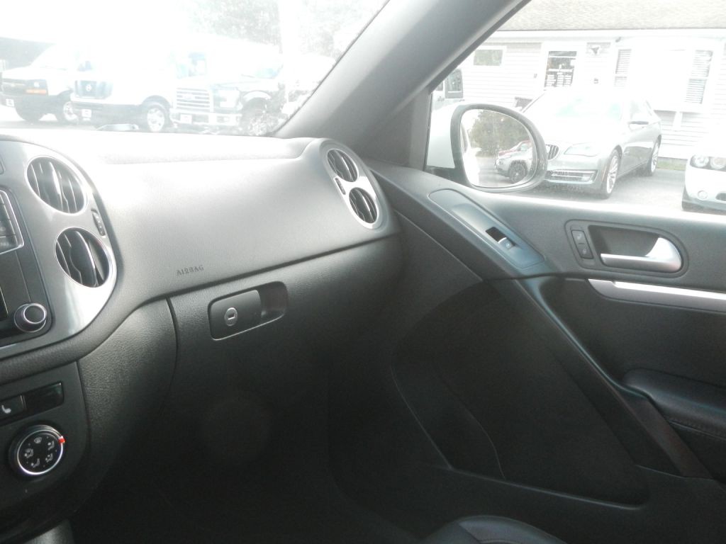 2016 Volkswagen Tiguan Image 51