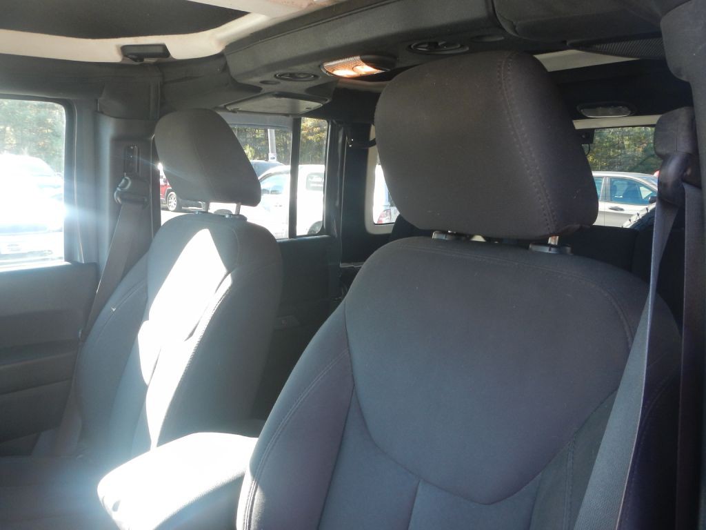 2015 Jeep Wrangler Unlimited Image 4