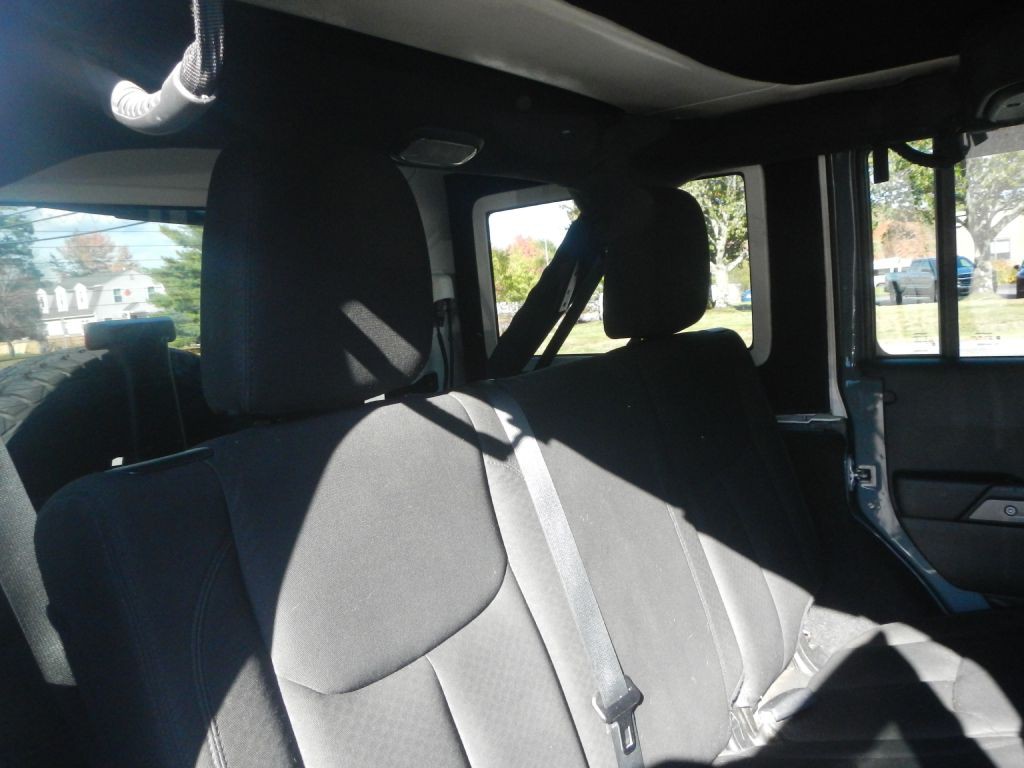 2015 Jeep Wrangler Unlimited Image 8