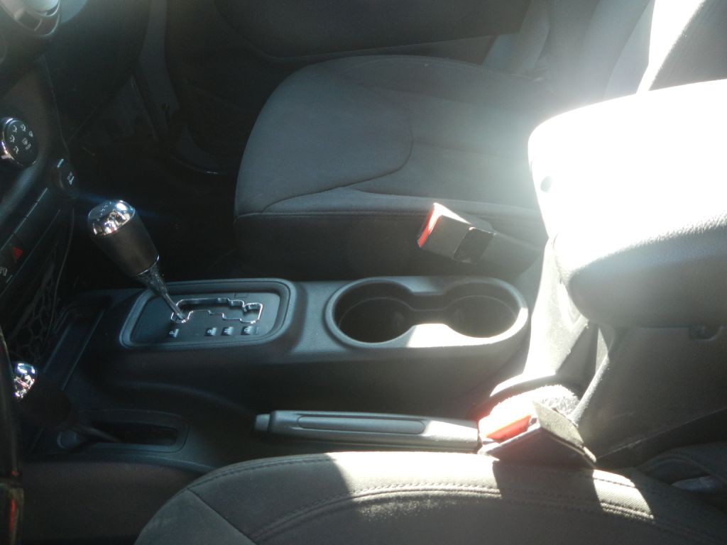 2015 Jeep Wrangler Unlimited Image 21