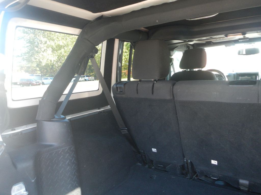 2015 Jeep Wrangler Unlimited Image 33