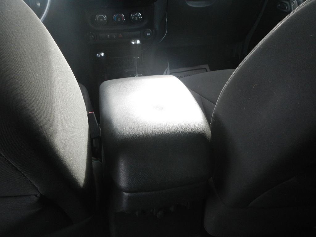 2015 Jeep Wrangler Unlimited Image 31