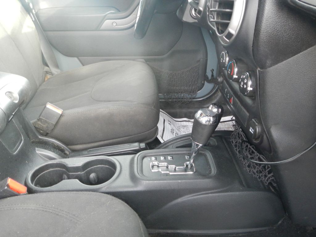 2015 Jeep Wrangler Unlimited Image 56