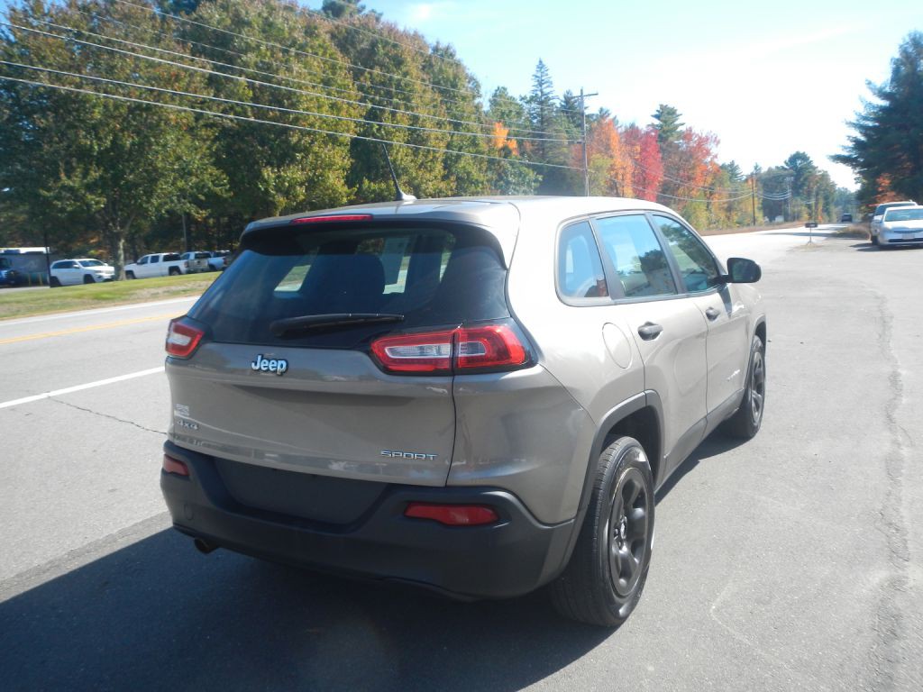 2017 Jeep Cherokee Image 7