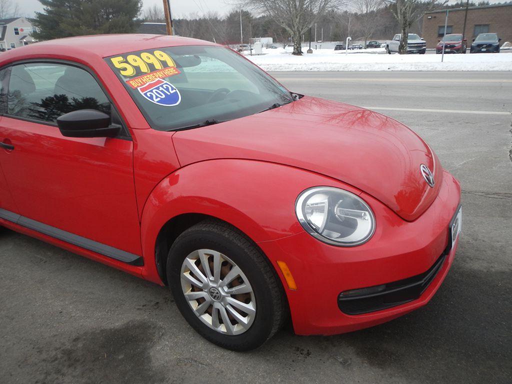2012 Volkswagen Beetle Image 13