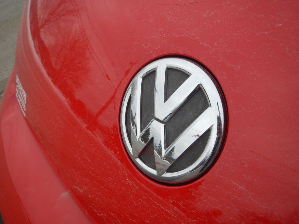 2012 Volkswagen Beetle Image 29