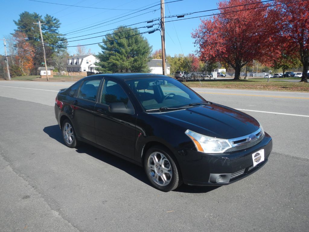 2009 Ford Focus Image 2