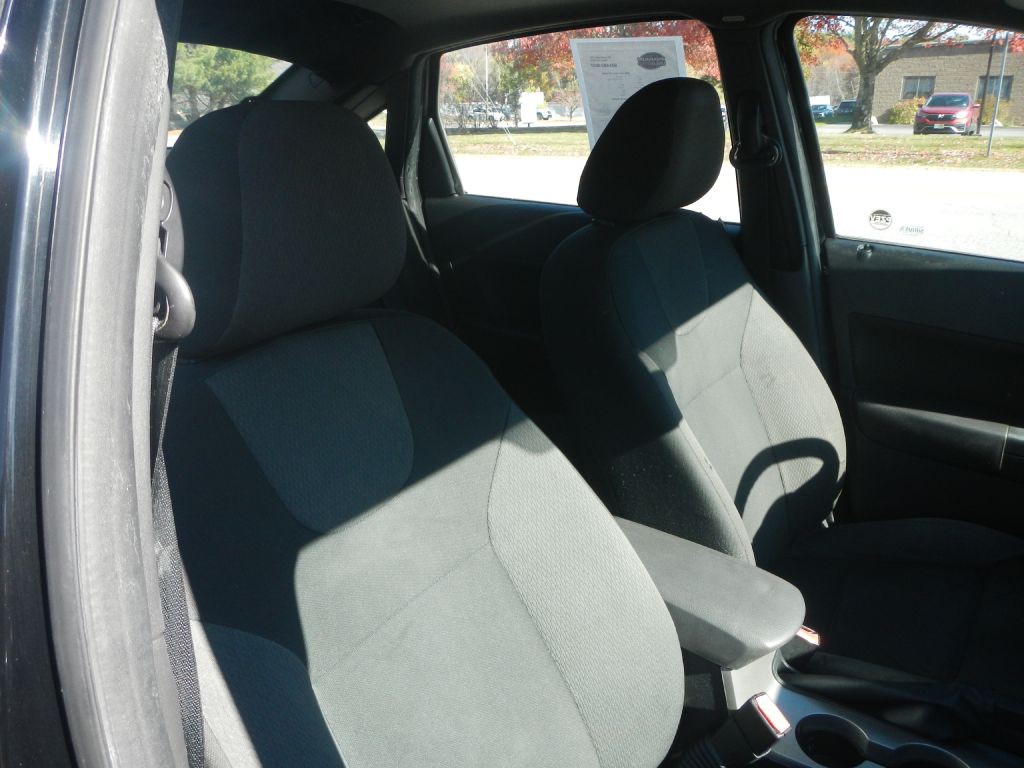 2009 Ford Focus Image 4