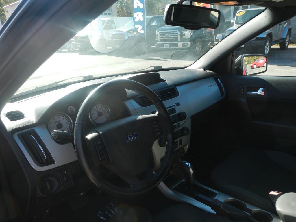 2009 Ford Focus Image 10