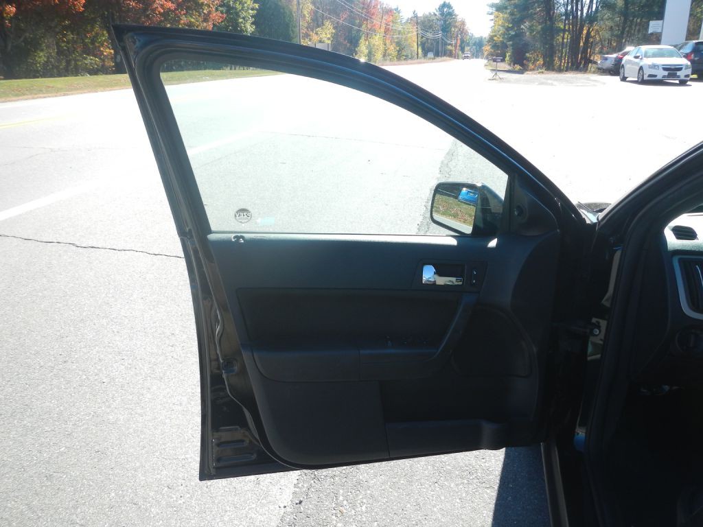 2009 Ford Focus Image 21