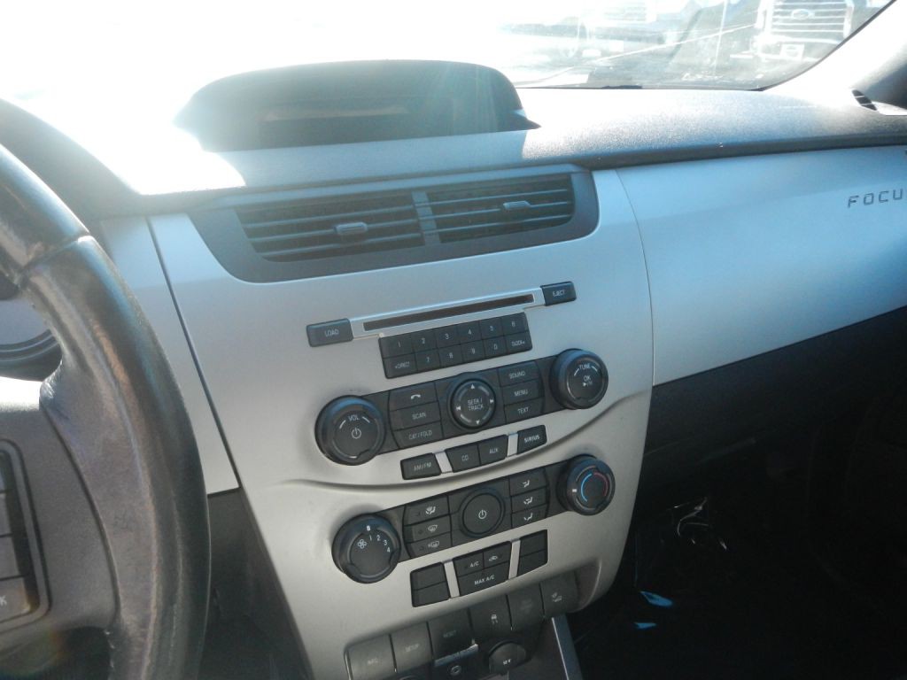 2009 Ford Focus Image 26