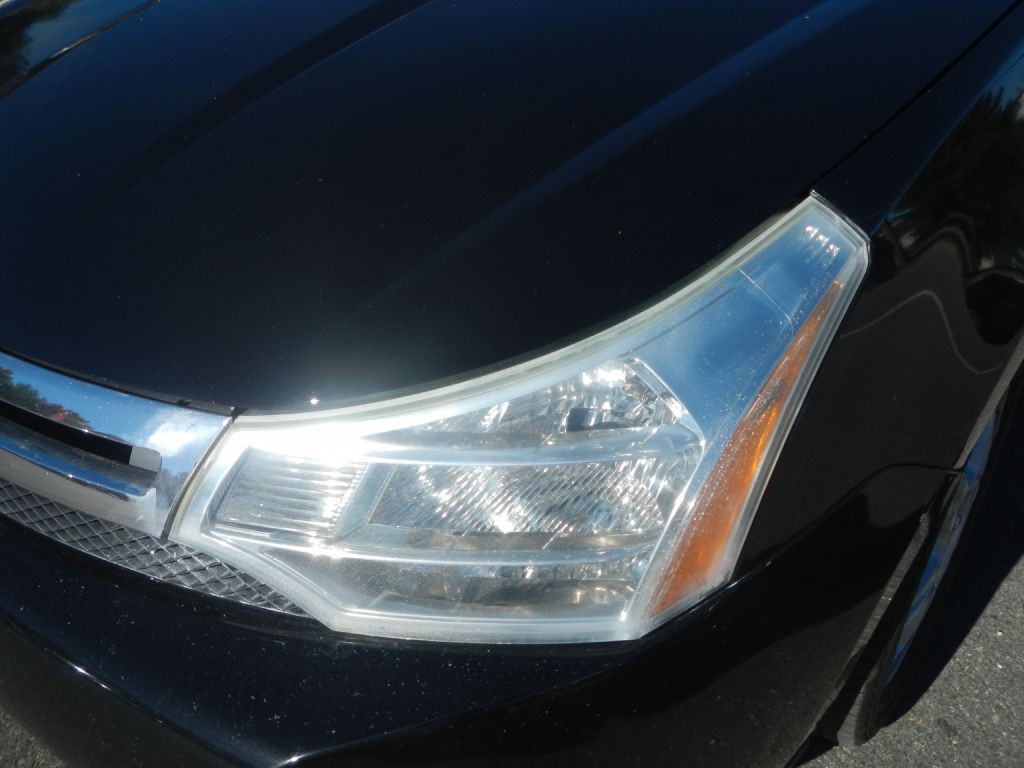 2009 Ford Focus Image 30