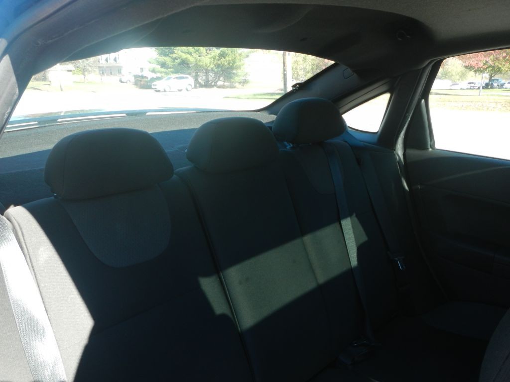 2009 Ford Focus Image 36