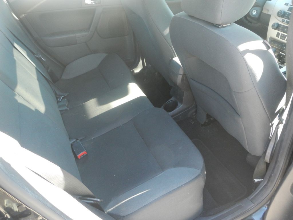 2009 Ford Focus Image 37