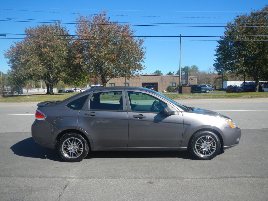 2010 Ford Focus Image 14