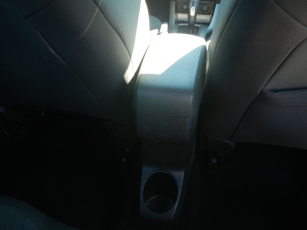 2010 Ford Focus Image 25