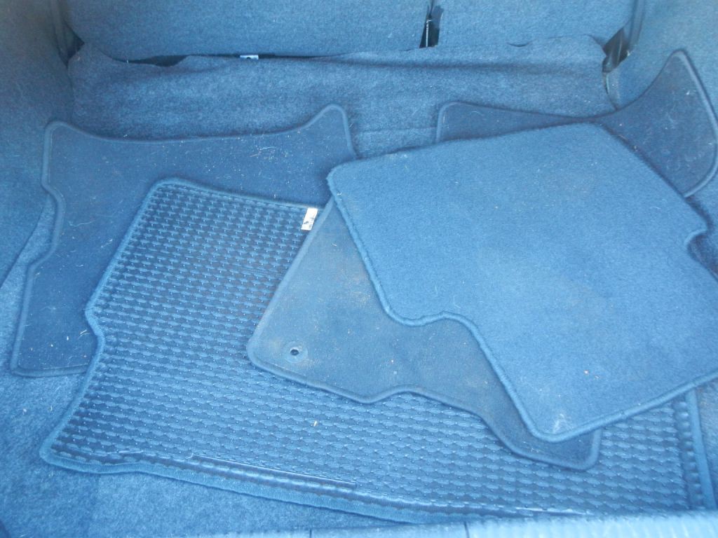 2010 Ford Focus Image 32