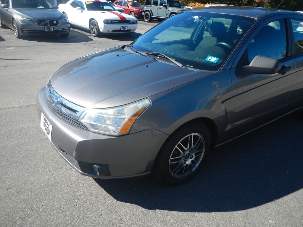 2010 Ford Focus Image 34