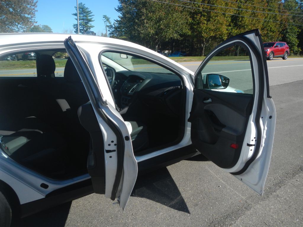 2013 Ford Focus Image 14
