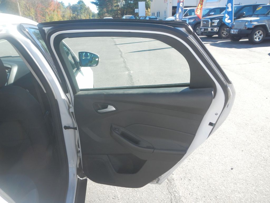 2013 Ford Focus Image 23