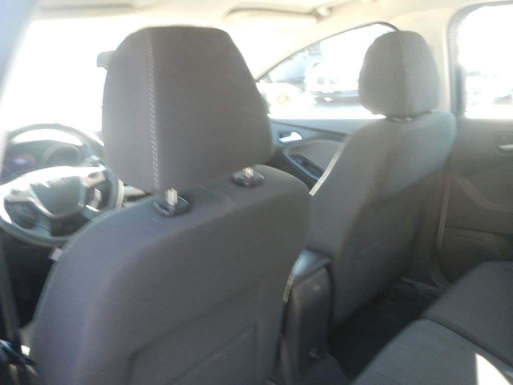 2013 Ford Focus Image 42