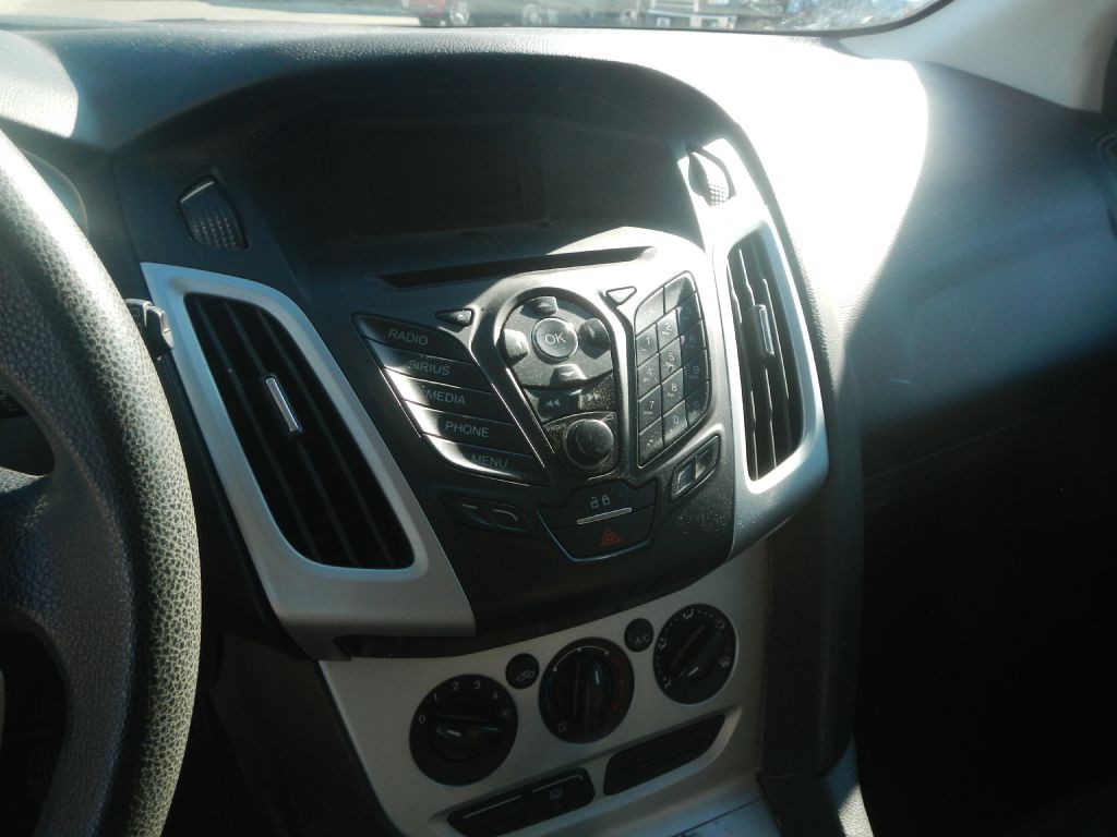 2013 Ford Focus Image 48