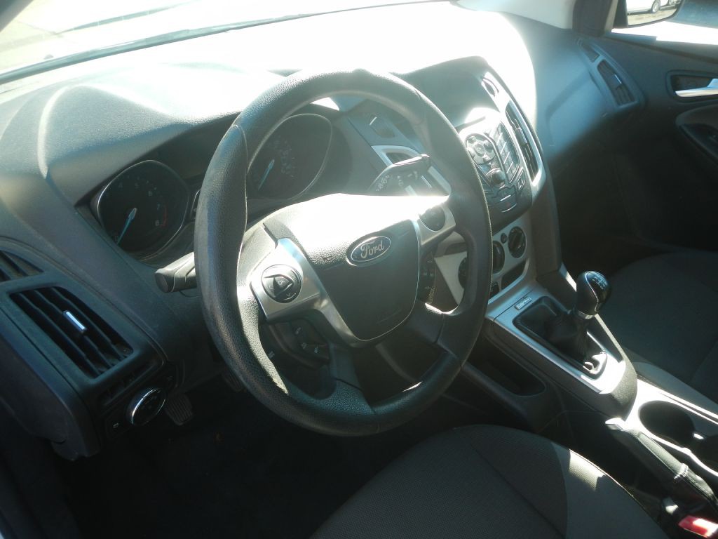 2013 Ford Focus Image 50