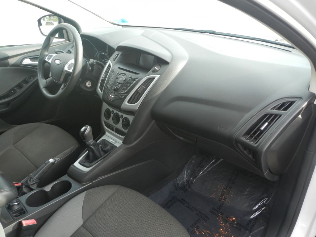 2013 Ford Focus Image 3