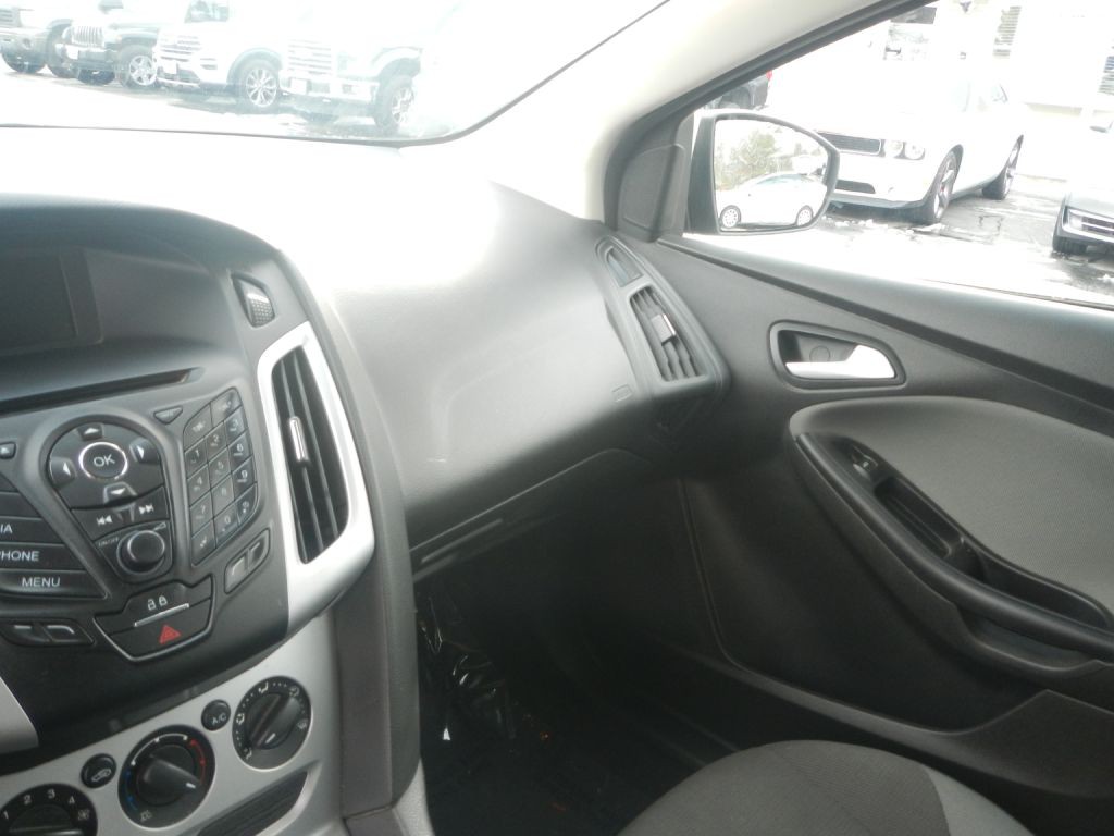 2013 Ford Focus Image 21