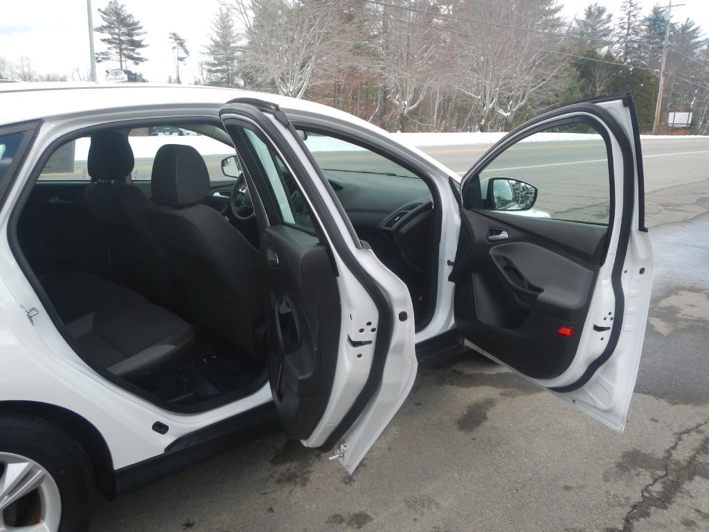 2013 Ford Focus Image 43