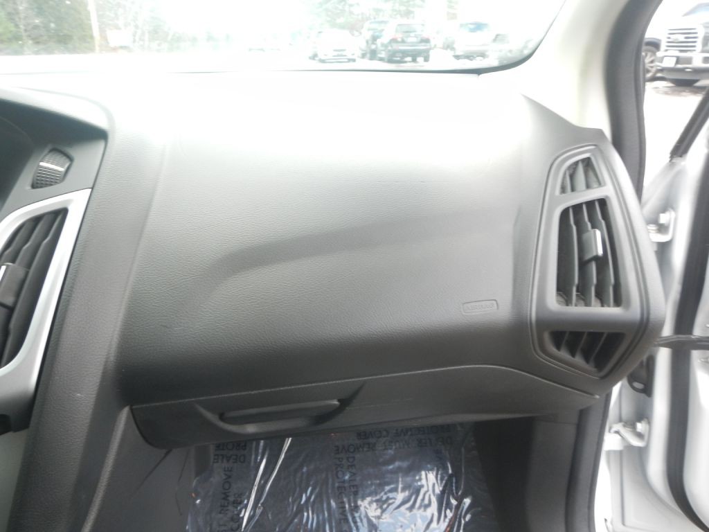 2013 Ford Focus Image 50