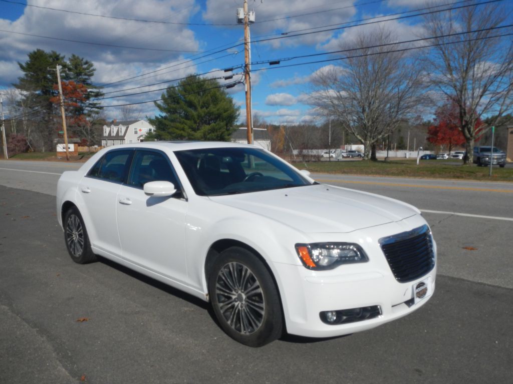 2012 Chrysler 300 Image 57