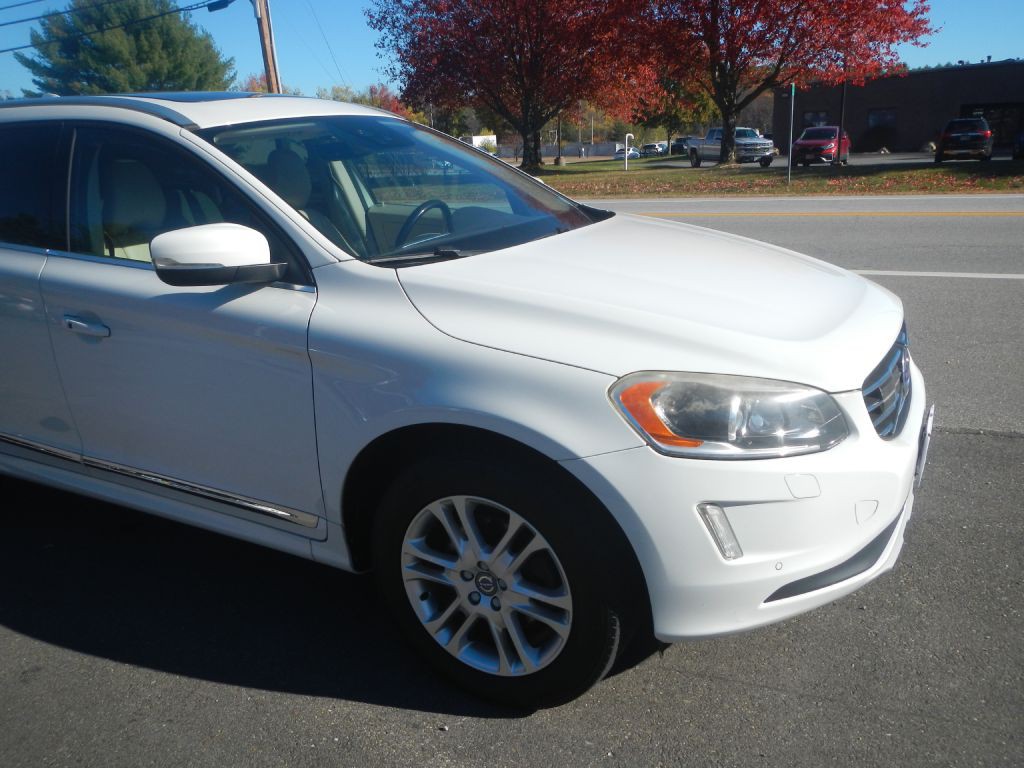 2016 Volvo XC60 Image 12