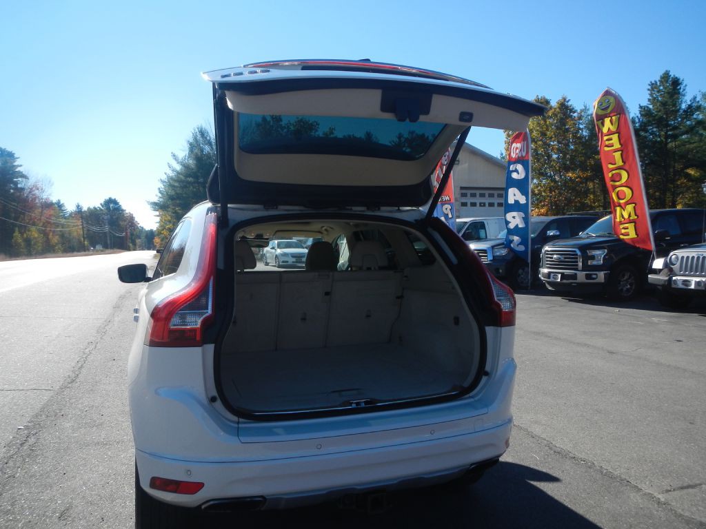 2016 Volvo XC60 Image 36