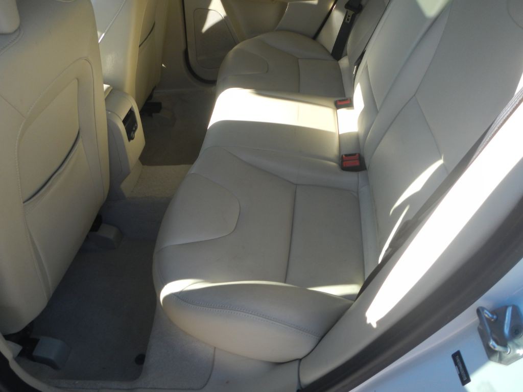2016 Volvo XC60 Image 45