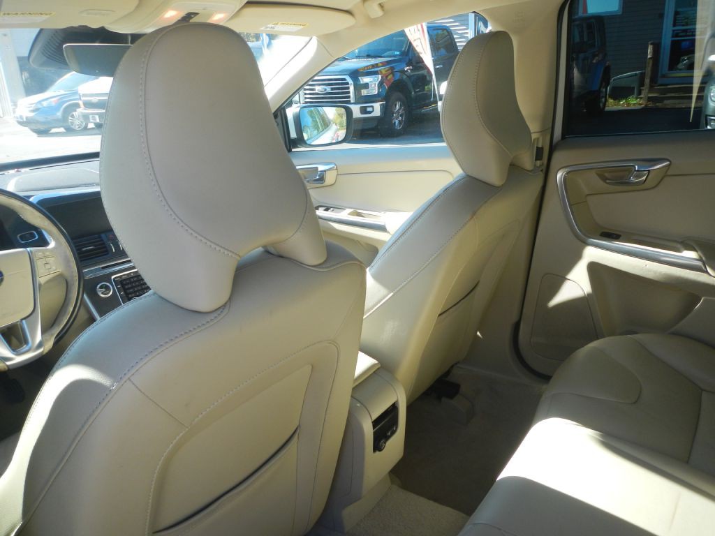 2016 Volvo XC60 Image 47
