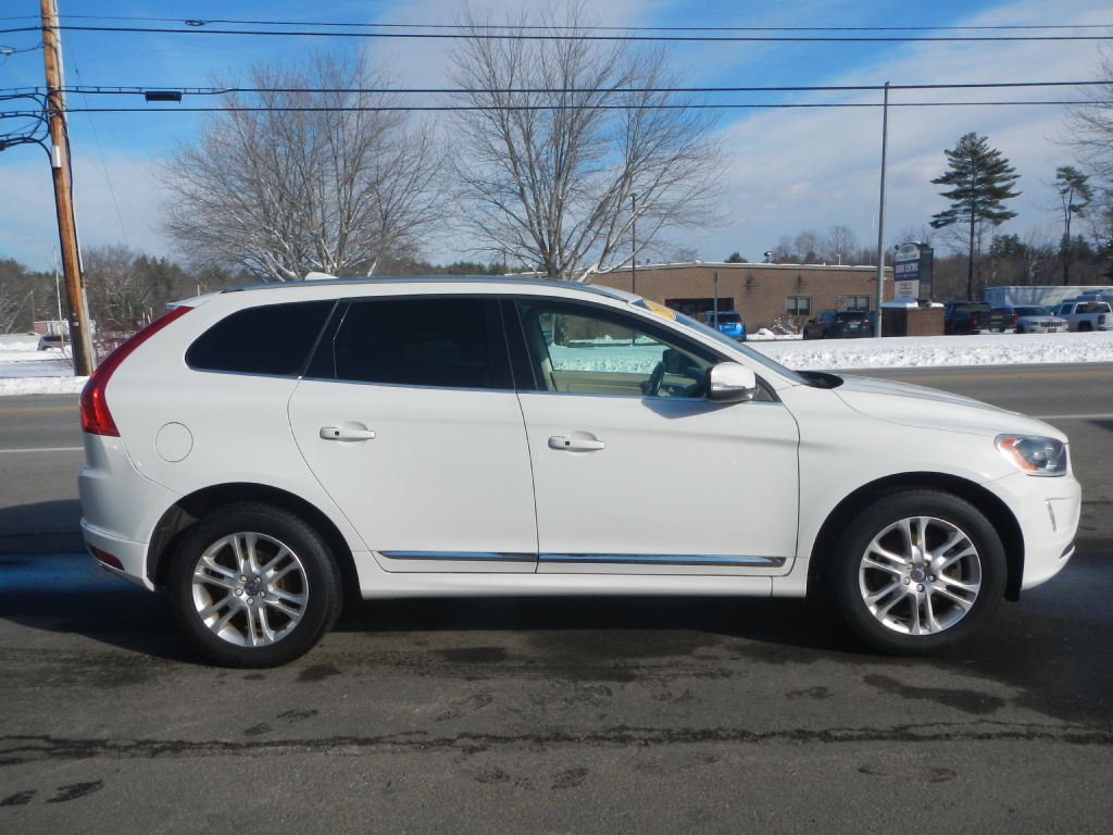 2016 Volvo XC60 Image 15