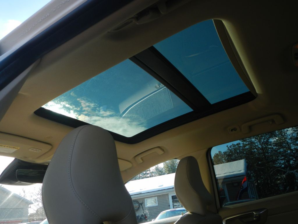 2016 Volvo XC60 Image 50