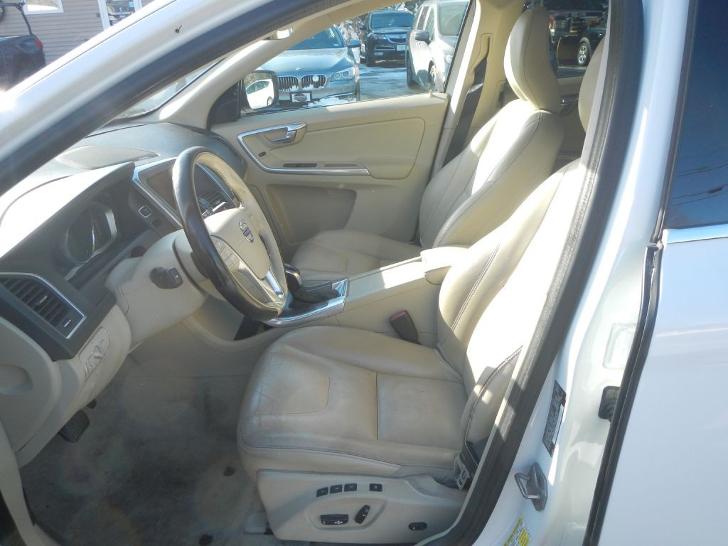 2016 Volvo XC60 Image 54