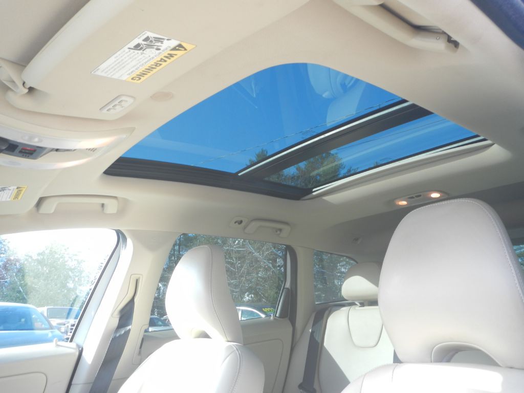 2016 Volvo XC60 Image 56