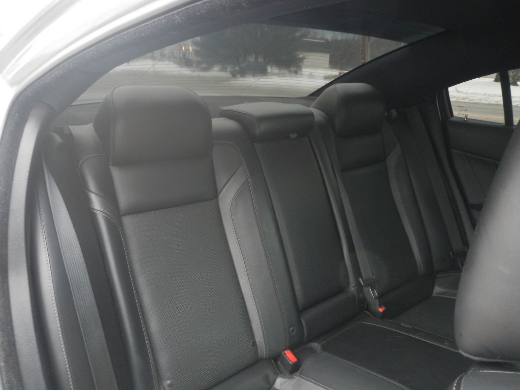 2015 Dodge Charger Image 8