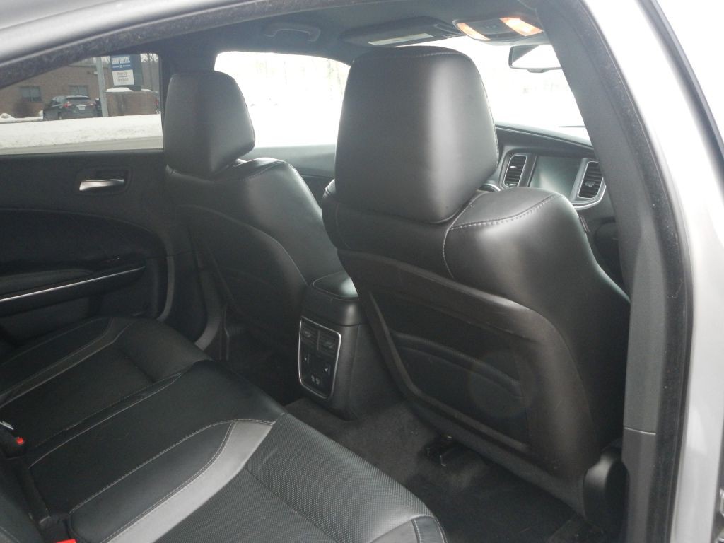 2015 Dodge Charger Image 27