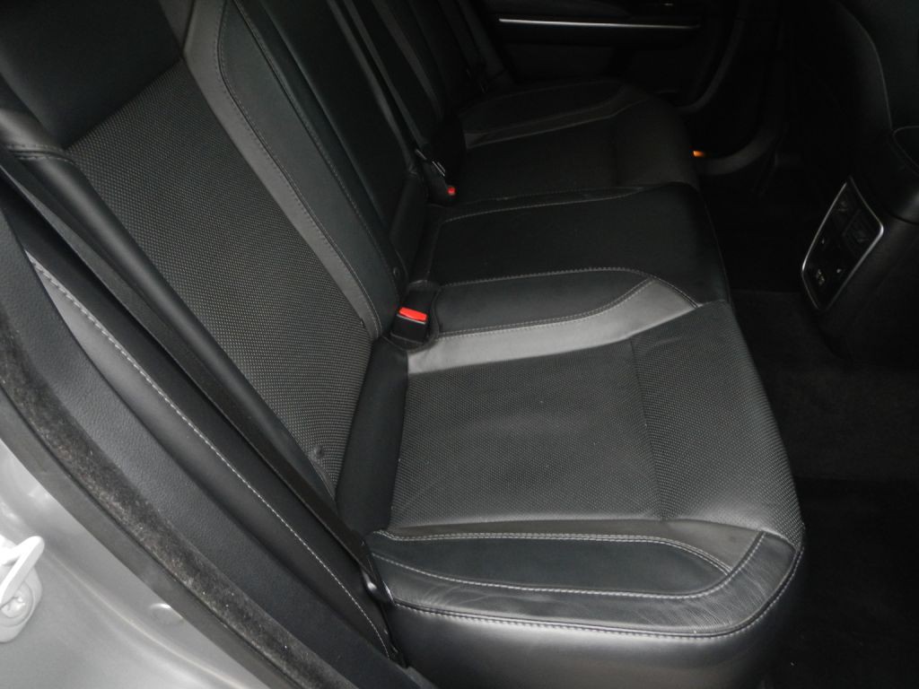 2015 Dodge Charger Image 29