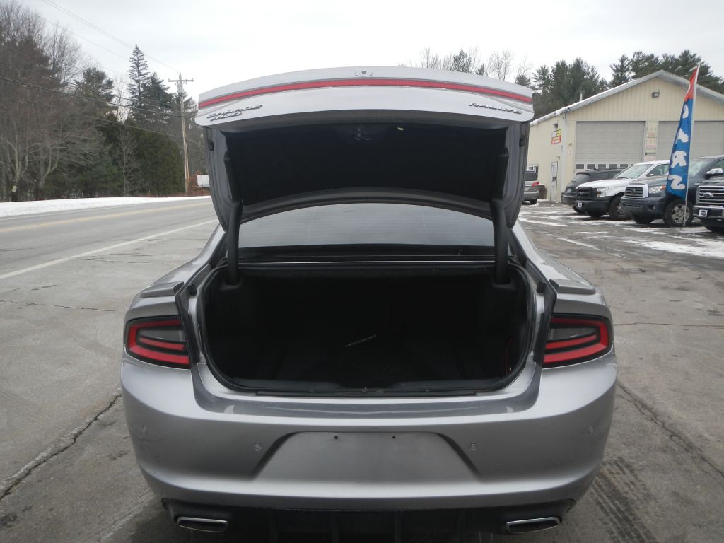 2015 Dodge Charger Image 36