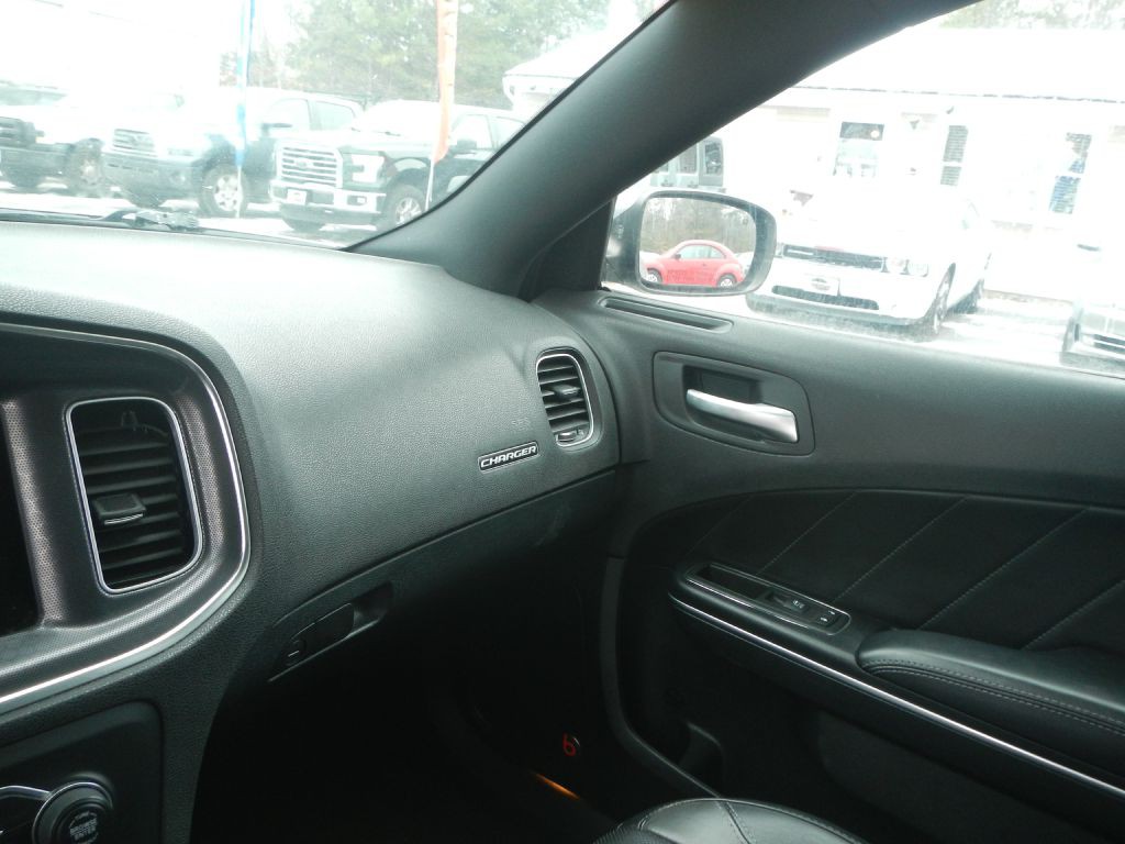 2015 Dodge Charger Image 54