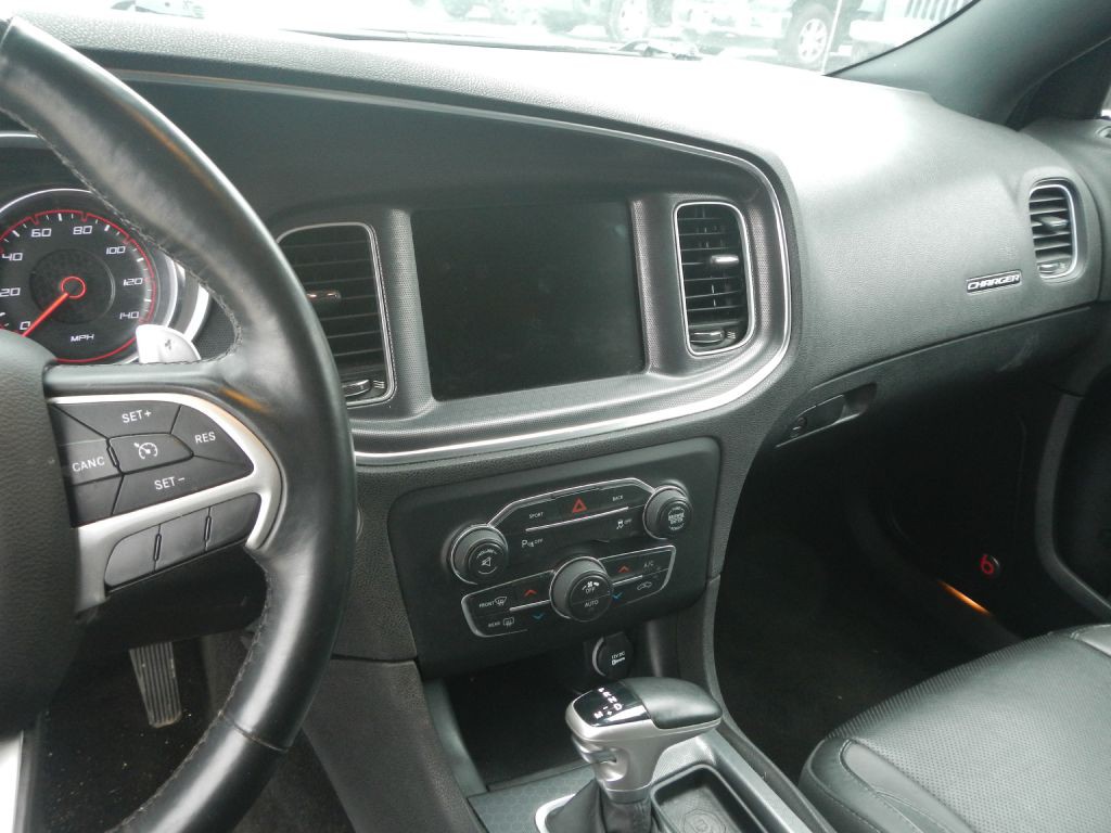 2015 Dodge Charger Image 55