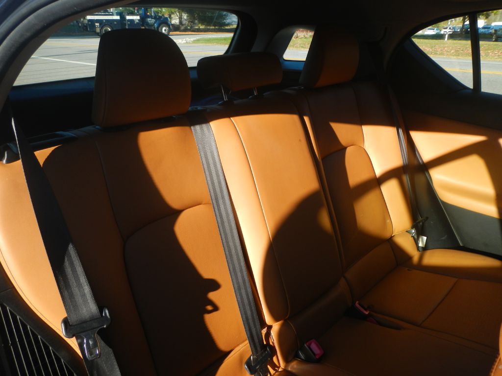2011 Lexus CT 200h Image 12