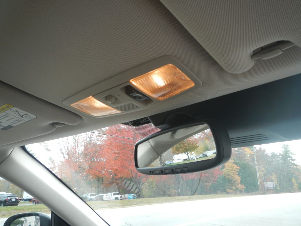 2017 Mitsubishi Outlander Image 24