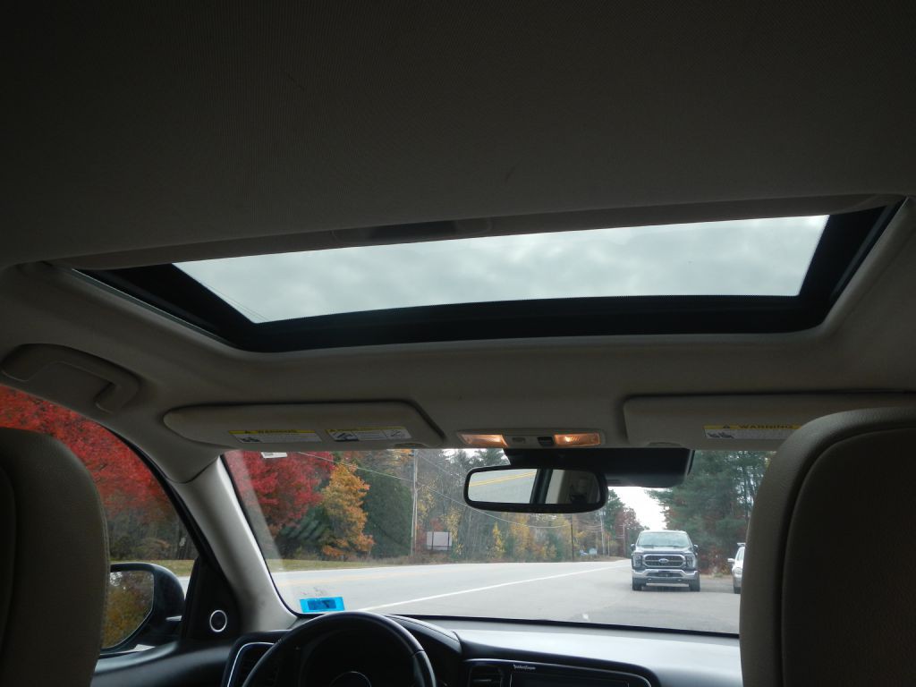 2017 Mitsubishi Outlander Image 29