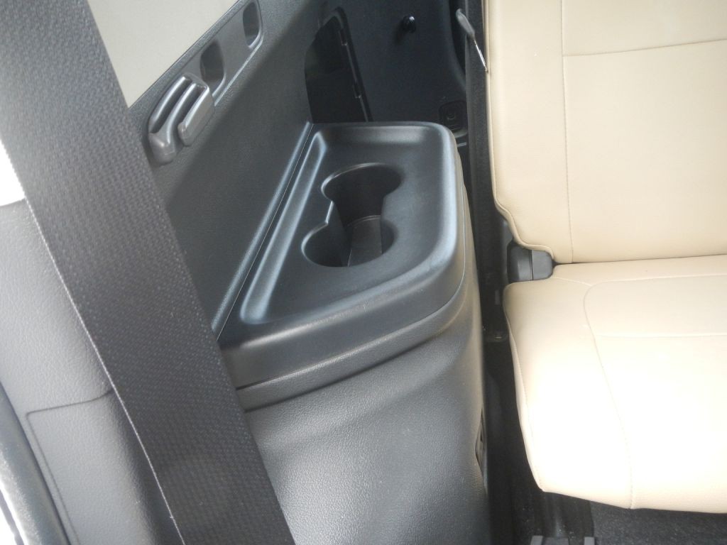 2017 Mitsubishi Outlander Image 34